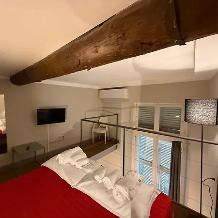 Palazzo Cambiaso Etico Apartamento *